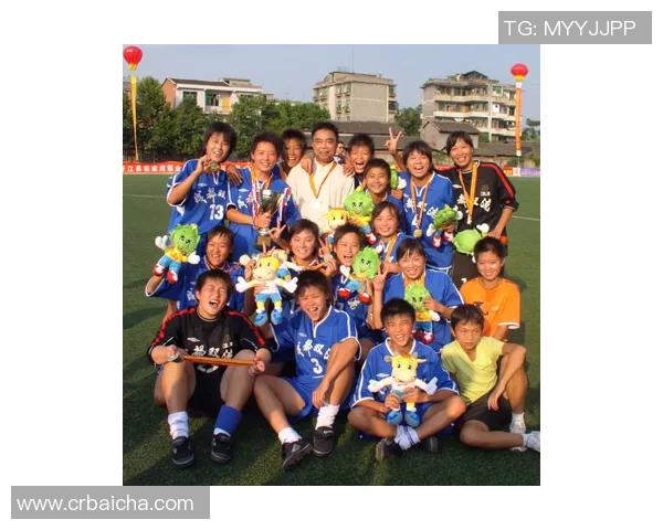 足球明星霸气头像女孩展现力量与魅力的完美结合